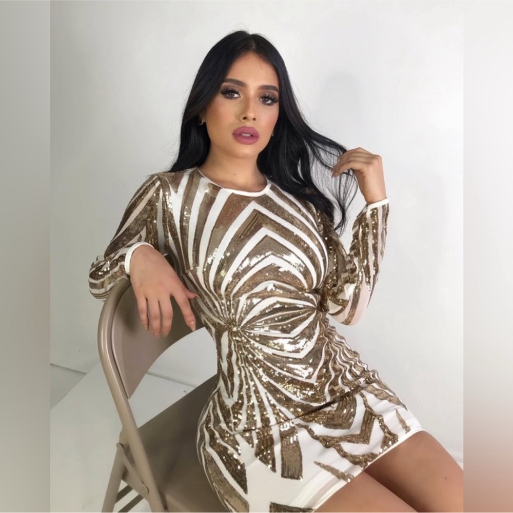 Windsor Glam Sequin Long Sleeve Dress - Gold and Cream - Picture 1 of 9